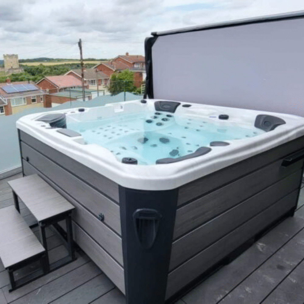 Monaco 2 Lounger 32 Amp Hot Tub 2 Loungers 3 Seats Lots Of Jets Marble White
