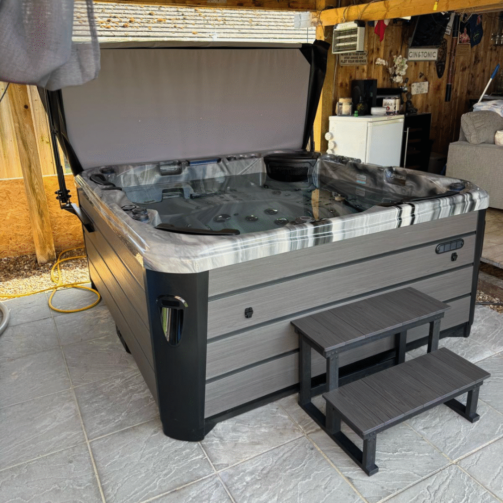 Monaco 2 Lounger 32 Amp Hot Tub 2 Loungers 3 Seats Lots Of Jets Odyssey Grey