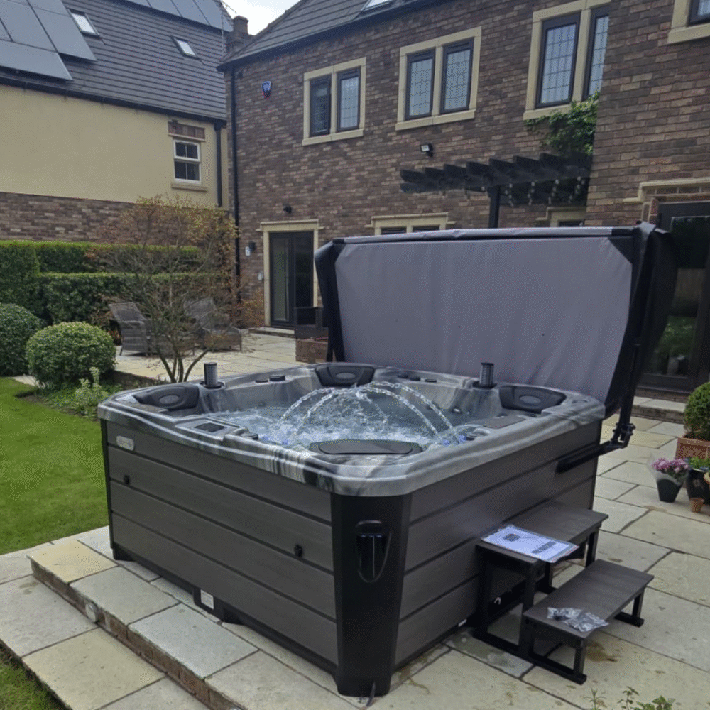 Monaco 2 Lounger 32 Amp Hot Tub 2 Loungers 3 Seats Lots Of Jets Odyssey Grey