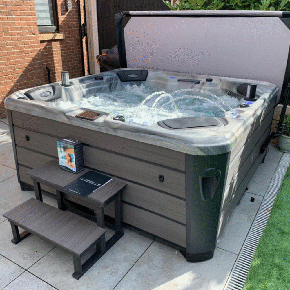 Monaco 1 Lounger Hot Tub 32 Amp 1 Lounger 5 Seats Marble White
