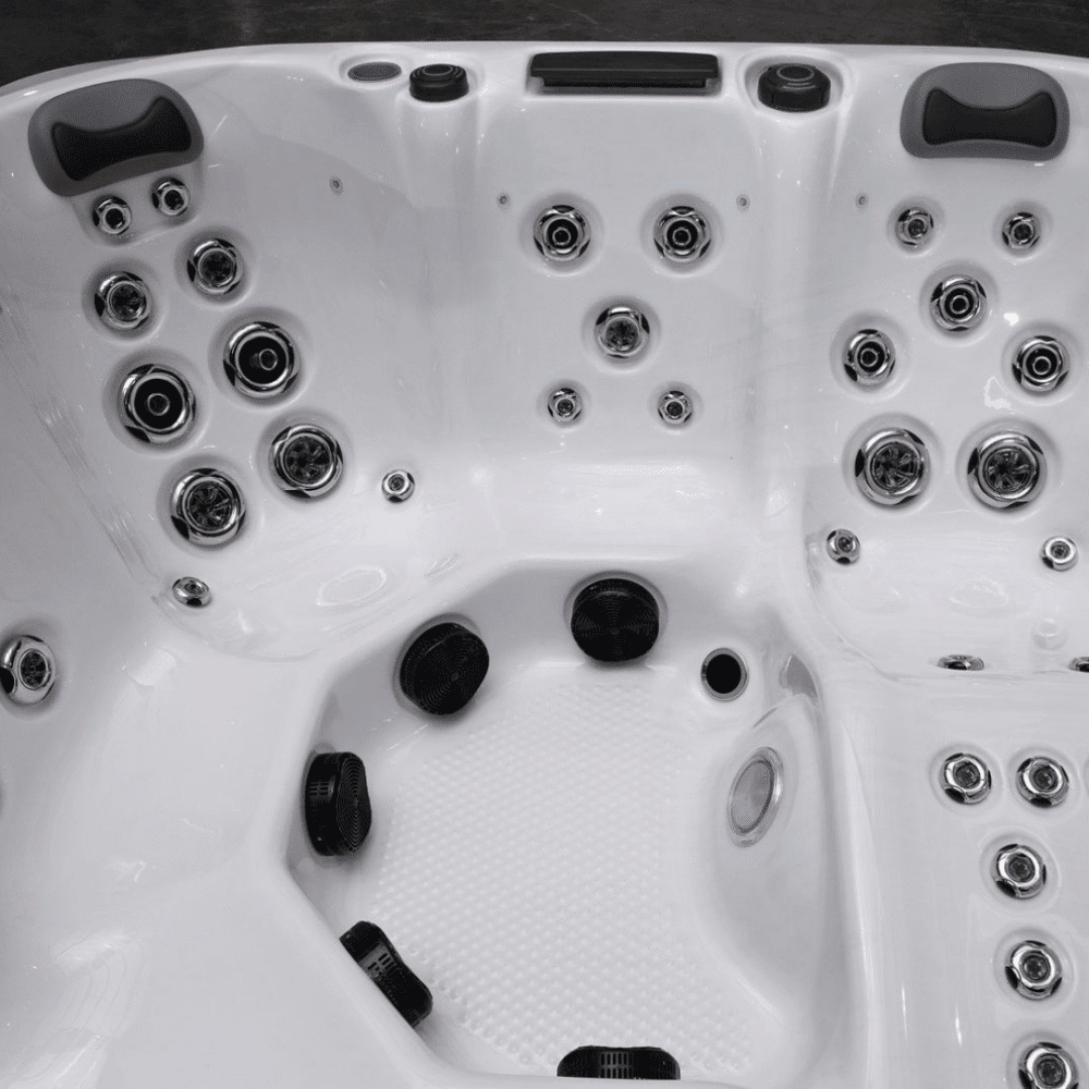 Roma Hot Tub Marble White 32 Amp 1 Lounger 5 Seats