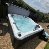 Como Hot Tub 13 Amp Plug And Play Marble White, 2 Loungers 3 seats