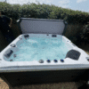 Como Hot Tub 13 Amp Plug And Play Marble White, 2 Loungers 3 seats