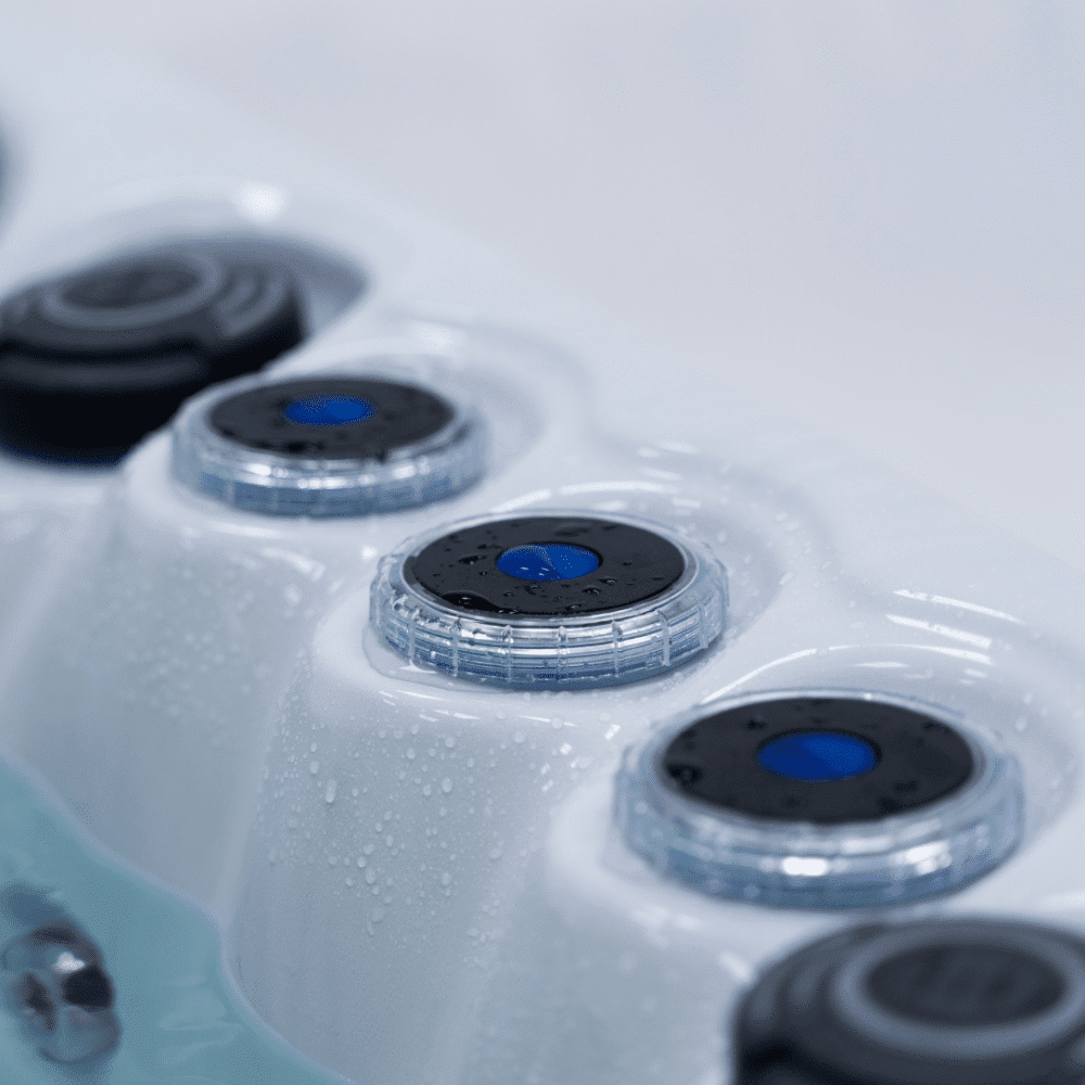 Sorrento Hot Tub 1 Lounger 4 Seats 32Amp Marble White